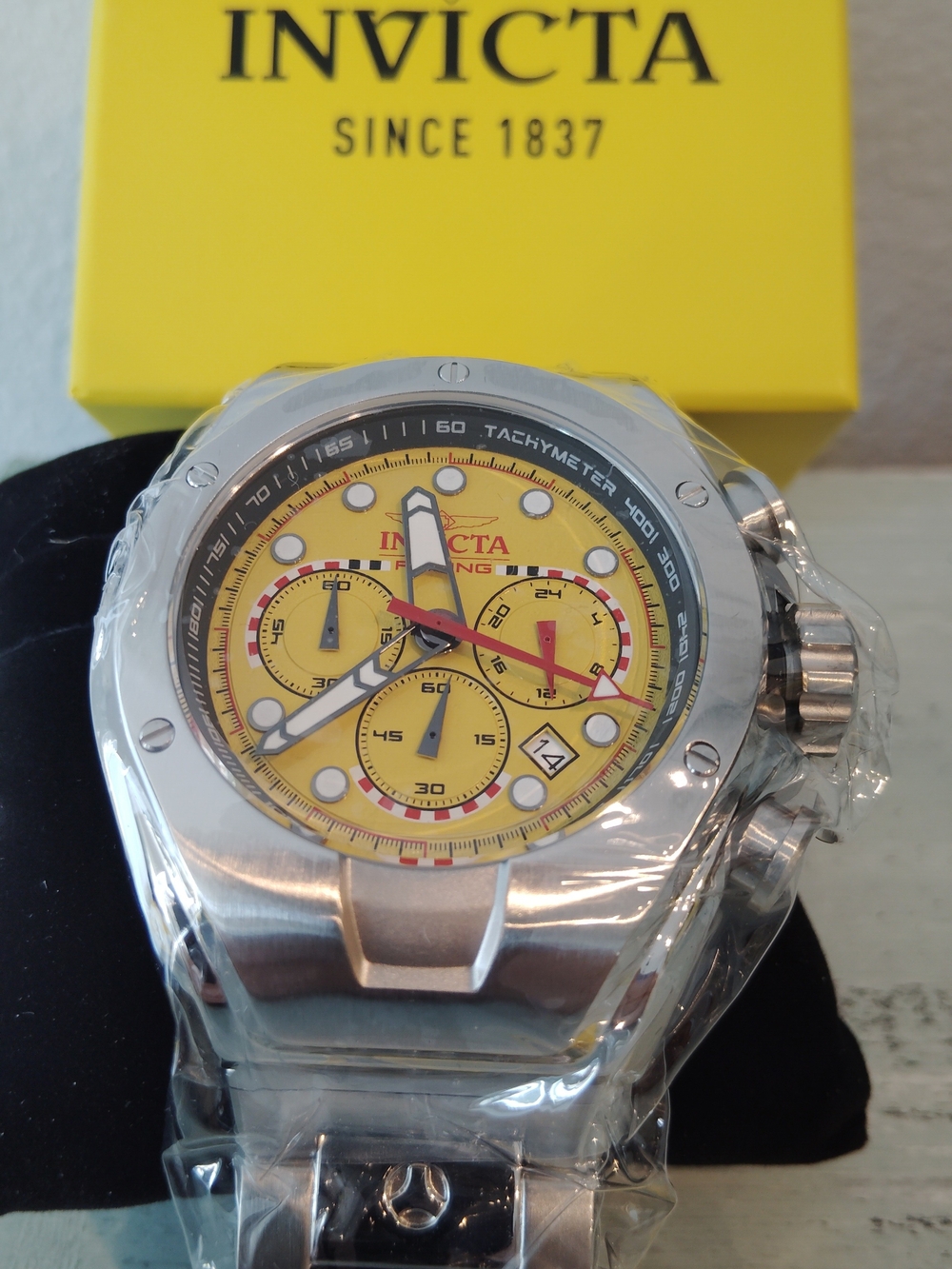 Invicta Racing Red Line Mens Watch 48mm - Picture 4 of 7